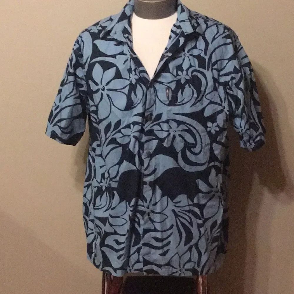 LGo Barefoot Hawaiian Shirt